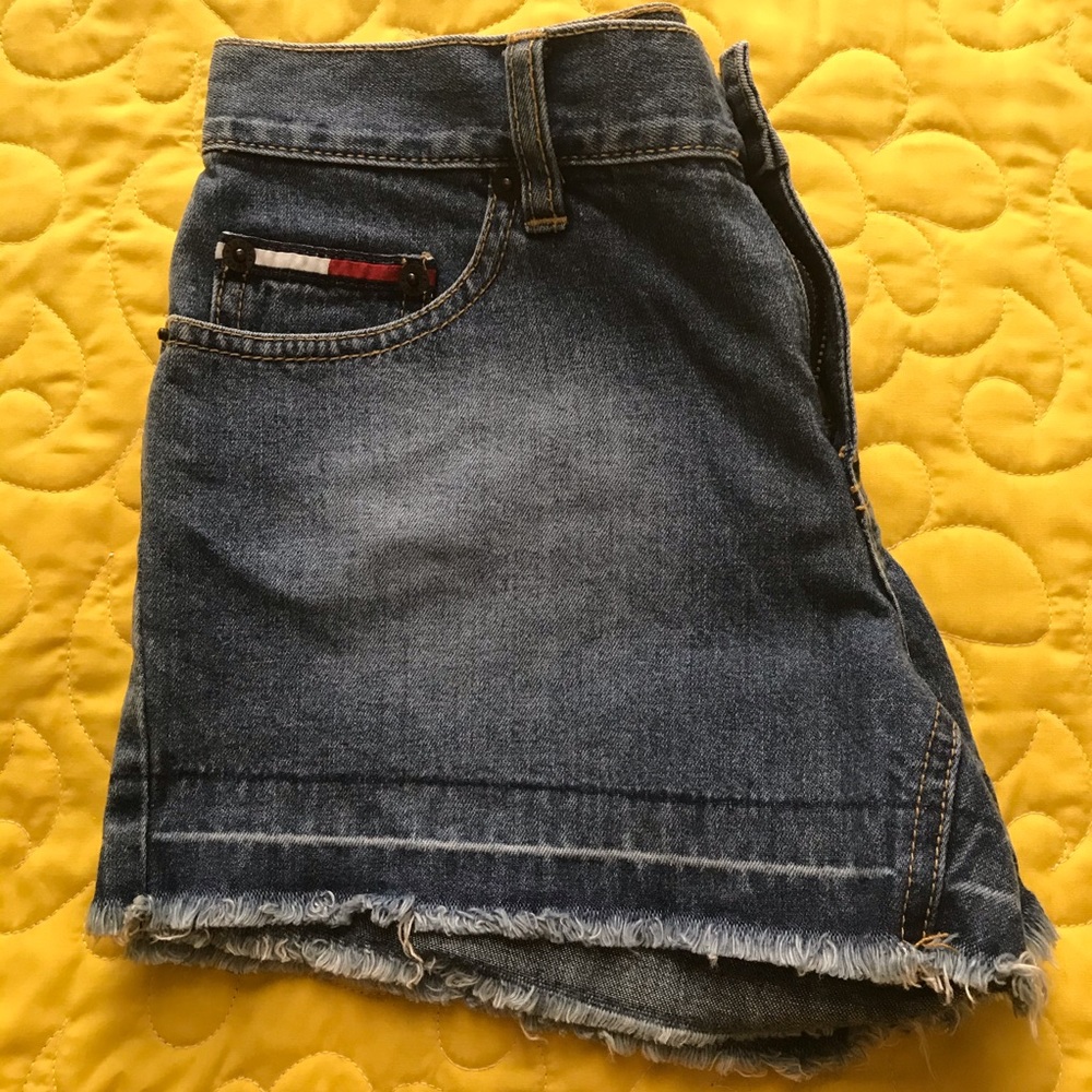 Y2K Tommy Hilfiger Released Hem Denim Short Shorts - Picture 8 of 11